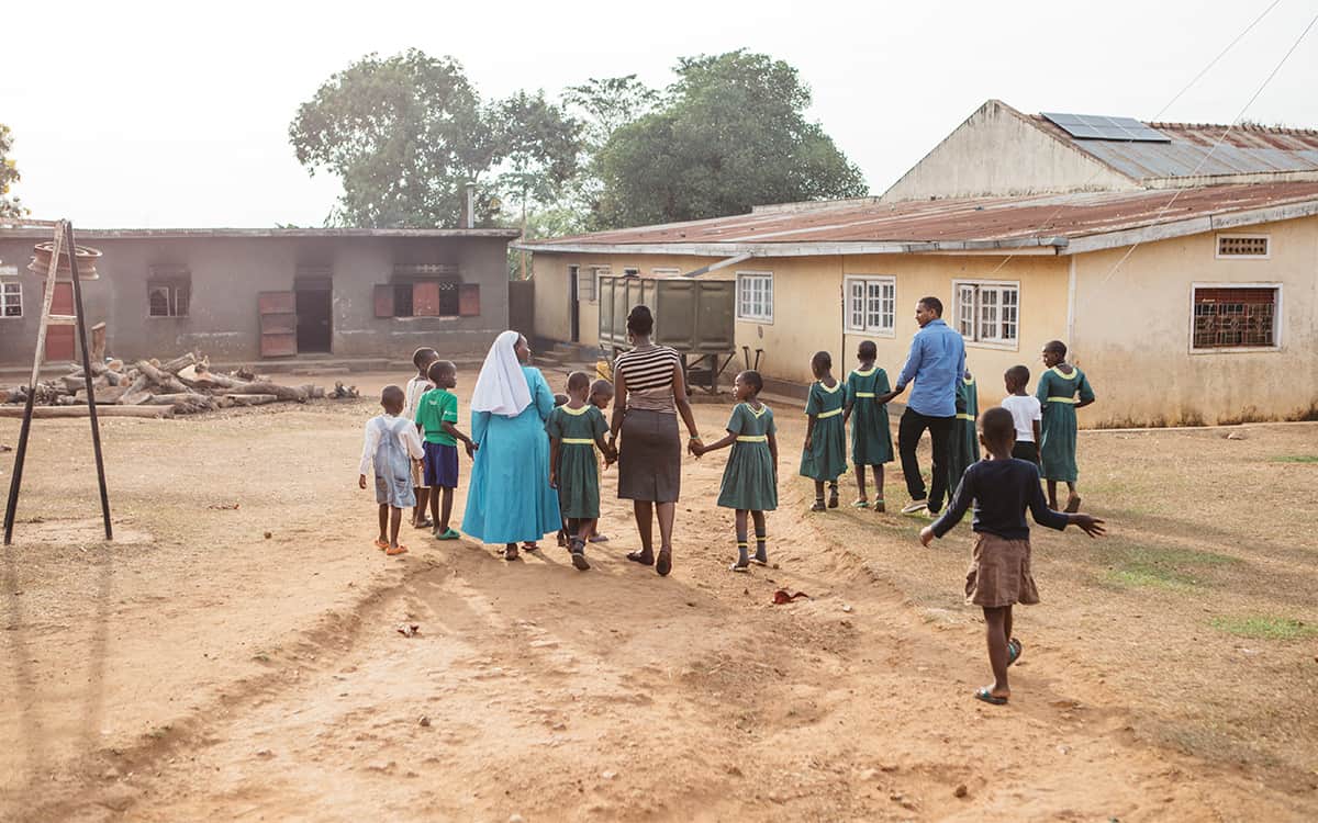 Children at Uganda orphanage